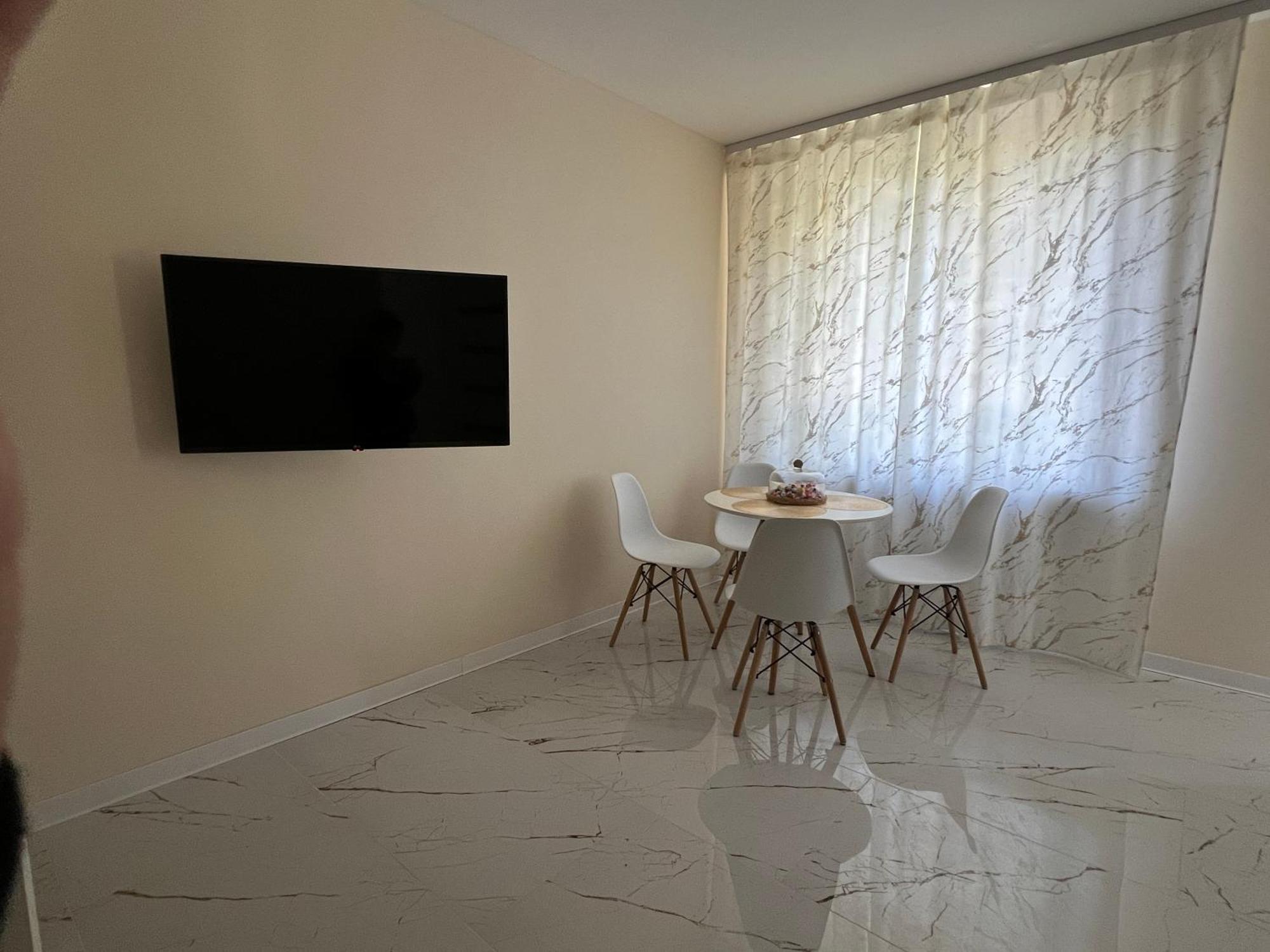 Nowe Luksusowe Apartamenty Manufaktura-Prywatny Na Wylacznosc-Wanna-Zamykany Ogrodzony Parking, Blok,Niskie Pietro-Cisza I Spokoj Łódź Eksteriør bilde